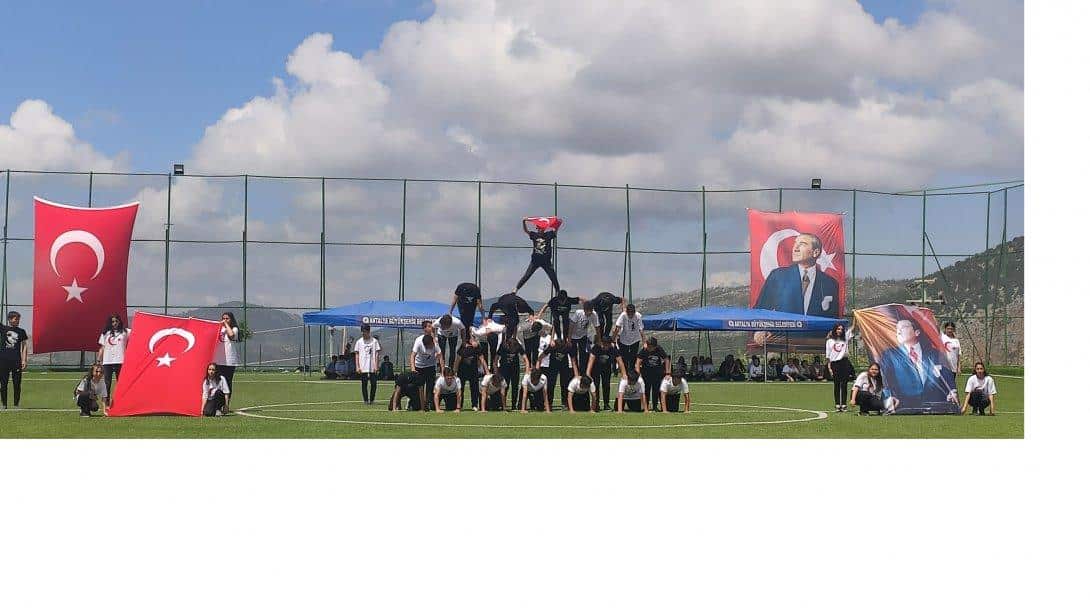 19 Mayıs Atatürk'ü Anma  Gençlik ve  Spor Bayramı Coşkusu 